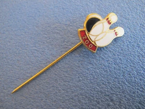 Ten Pin Bowling 200 Enamel Pin Badge - Bild 1 von 3
