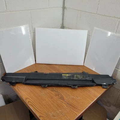 Ford Windstar 1999-2003 soporte de radiador moldura de moldura superior 3,8 L furgoneta A/T G Foto 1 de 4