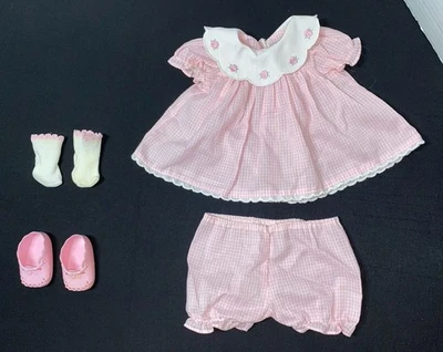 Roupa de feliz aniversário menina americana Bitty Baby com sapatos e meias. Lote 4 - Imagem 1 de 4