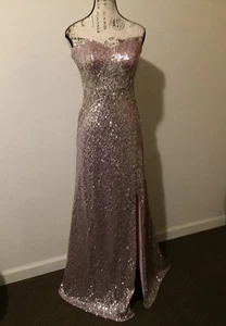 Jump Apparel Women’s Juniors Pink Embroidered Long Jeweled Prom Dress Size 5/6 - Picture 1 of 6