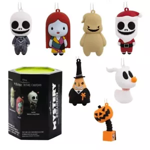 HALLMARK MYSTERY ORNAMENTE ALBTRAUM VOR WEIHNACHTEN KOMPLETTES SET MIT PÜRPE - Bild 1 von 1