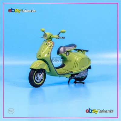 Newray Custom Vespa 946 Bellissima Bunny Edition 10th Anniversary Diecast 1:12 - Image 1 of 4