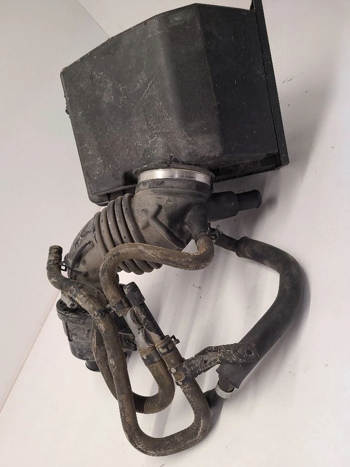 Filtro de aire KIA SPORTAGE 2017-2019 2,0 L 28110D3500 17-19 Foto 1 de 4