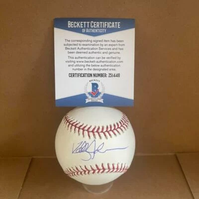AUTO FIRMADO POR KELLY JOHNSON M.L. BÉISBOL BECKETT Z51446 Foto 1 de 3