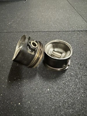 Harley-Davidson Sportster, pistones de bloque OEM 883, par Foto 1 de 3