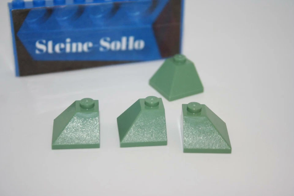 Lego (c) 4x Dachstein 45 Grad 2x2 - sandgrün - Eckstück - 3045 - 4 Stück - Bild 1 von 1