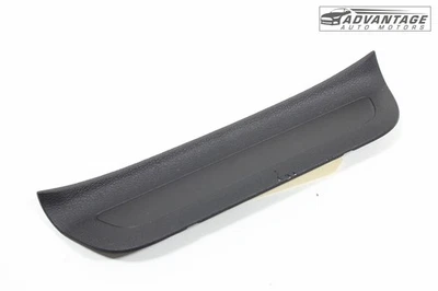 2023-2025 KIA SPORTAGE PUERTA TRASERA IZQUIERDA UMBRAL RASGUÑO PLACA ESCALÓN MOLDURA OEM Foto 1 de 4