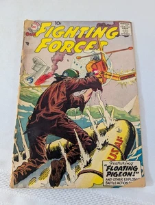 DC Comics Nuestras Fuerzas de Lucha "Paloma Flotante" #28 Diciembre 1957 Bajo Grado - Imagen 1 de 6