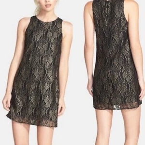 ASTR Black and Gold Lace Shift Dress, NWT, M - Picture 1 of 8