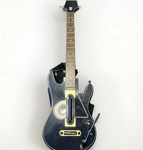 Guitar Hero Live Xbox One PS3 PS4 XBOX 360 Wireless No Dongle 0000654 W/ Strap - Picture 1 of 5