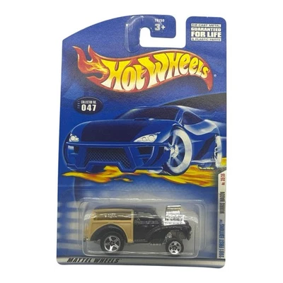 Hot Wheels 2001 First Editions Morris Wagon #047 Black Gold Woodie GFL Carded - Image 1 of 4