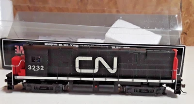 Atlas Classic Silver HO phase 3 Canadian National 3232 Diesel Locomotive (AA-335 - Image 1 of 4