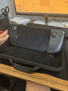 Valve Steam Deck 64GB For Parts - *NOT TURNING ON - READ DESCRIPTION* *CRACKED* - Picture 1 of 3