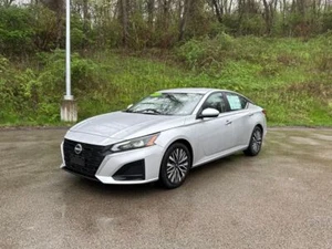 2023 Nissan Altima 2.5 SV - Picture 1 of 12