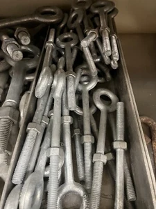 Perno de ojo de elevación de rosca 1/2 X 6" perno de ojo forjado negro galvanizado - Imagen 1 de 1