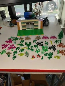 LEGO 50 Pieces Plants Leaves Bushes Flowers Foliage Random Mix Lot Margaret - Picture 1 of 4