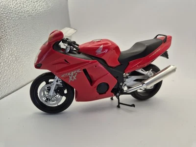 Honda 1:12 CBR1100XX Super BlackBird Die-Cast Red Motorcycle - B2 - image 1 of 4