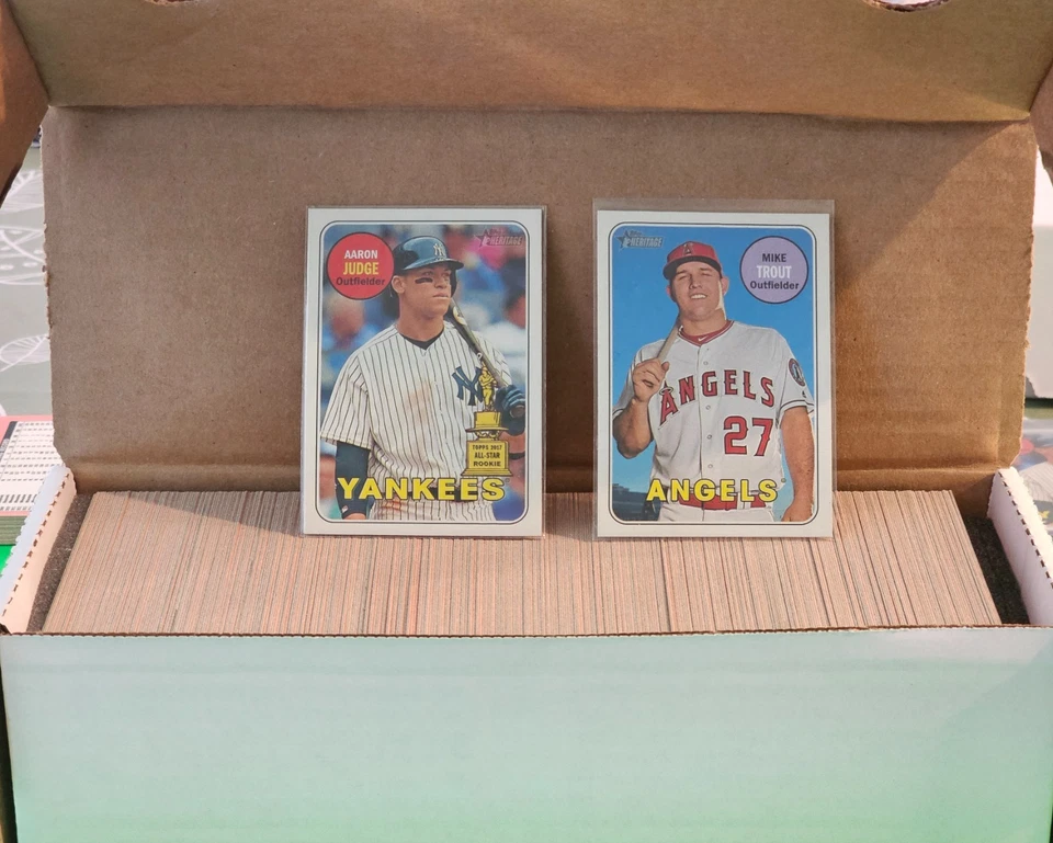 Juego de 2 juegos de béisbol Topps Heritage 2018 (1-400) como nuevo Judge-Trout Foto 1 de 1