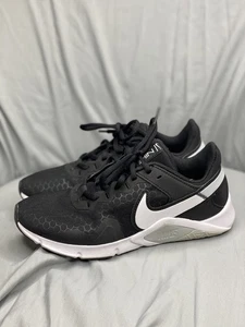 Nike CQ9545-001 Legend Essential 2 Trainingssneaker Größe 6 schwarz weiß - Bild 1 von 7
