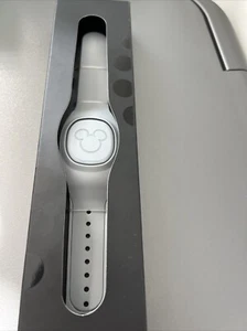 NEW 2024 Disney Parks Magic Band Plus + Solid Color Slate Gray LINKABLE - Picture 1 of 2