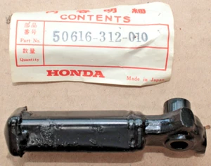 NUEVO soporte reposapiés (sin goma) Honda 50616-312-010 para MT NC SL XL Z50 NOS - Imagen 1 de 3