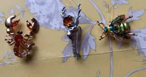 SET OF THREE gold Tone Insect/wildlife Brooches - Picture 1 of 5
