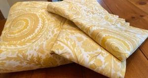 Pottery Barn Painters Palampore Floral Duvet Cover Yellow King 2 Std Shams Rare - Picture 1 of 4