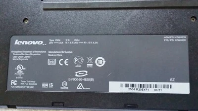 IBM Lenovo Thinkpad Estación de Acoplamiento Tipo 2504 y ADAPTADOR Paquete Foto 1 de 4