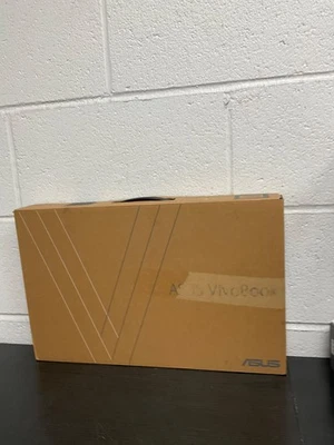 ASUS VivoBook S15 white - Image 1 of 4