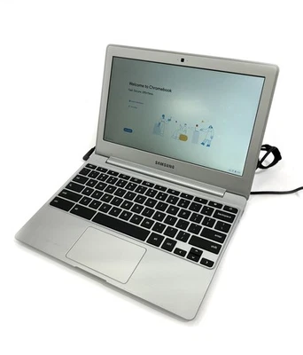 Samsung Chromebook 2 Laptop Celeron N2840 16GB SSD 4GB RAM - Chrome OS - Image 1 of 4