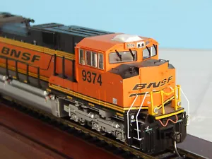 HO MTH 80-2027-0 BNSF SD70ACe Diesel #9374 New - Picture 1 of 14