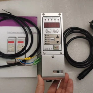 Controlador digital de frecuencia variable alimentador vibratorio CUH SDVC40-S - Imagen 1 de 1
