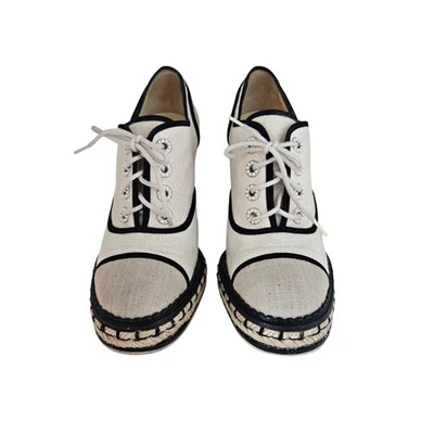 Sapatos femininos anabela Chanel marfim lona alpargatas - Imagem 1 de 4