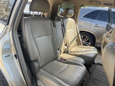 2008 2009 TOYOTA HIGHLANDER 2nd Row Rear Back Seat RIGHT PASSENGER Tan    978922 Foto 1 de 4