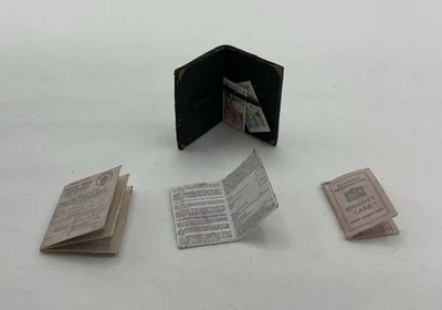 Papeleo Casa de Muñecas Segunda Guerra Mundial (CH/366) Foto 1 de 4