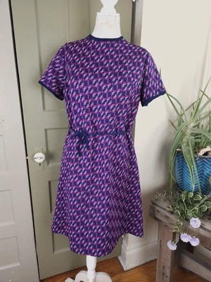 Jaree Classics Vintage 60s Navy Purple Geometric Double Knit Dress Women's S/M - Image 1 of 4