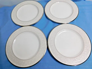E7 - Lotto di 4 piatti Noritake Bone China Japan Silver Palace - Foto 1 di 6