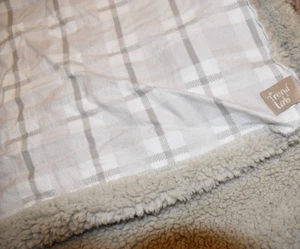 K6 !WOW! TREND LAB Gray & White Plaid Flannel Plush Sherpa Crib Baby Blanket - Picture 1 of 3