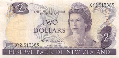 New Zealand  $2  ND. 1968  Series  OY2  Que. II  Circulated Banknote MeC1 Cover
