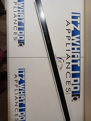 MONTAJE PARTELUZ PUERTA LG AGU75407903 Foto 1 de 4