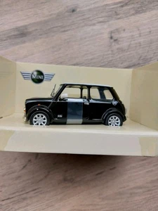Corgi Mini 40 in Anthracite/white  - Picture 1 of 6