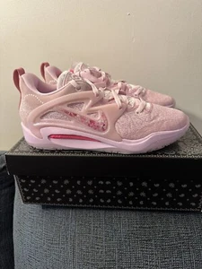 Nike KD 15 Aunt Pearl DQ3851 600 Talla 10.5 Totalmente Nuevas 1 2 3 4 5 6 7 8 9 10 11 12 - Imagen 1 de 6
