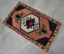 Vintage Distressed Small Area Rug Hand Knotted Oushak Rugs Yastik - 1'6" x 2'6"