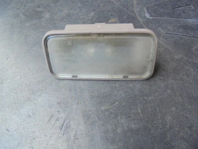 91-95 ACURA LEGEND CUPÉ PUERTA DERECHA CORTESÍA LUZ TIPO E COLOR TOPO Foto 1 de 4