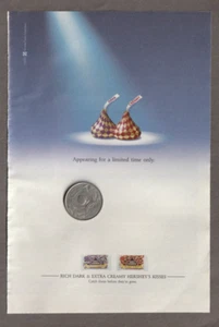 Pubblicità rivista HERSHEY'S KISSES vintage 2002 ~ limitata EXTRA CREMOSA & ricca scura - Foto 1 di 1