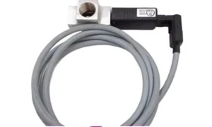 UV90L-1 New Sealed Fireye UV90L-1 Ultra Violet Scanner UV1 UV90L-1 - Picture 1 of 2