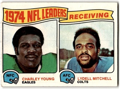 Charle Young/Lydell Mitchell 1975 Topps #3 Philadelphia Eagles/Baltimore Colts - Image 1 of 2