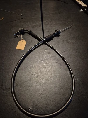 Yamaha DT125 DT175 DT250 MX175 (1978-1981) Throttle Cable 1 - 2A6-26311-00-00 - Image 1 of 3