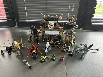 Ninjago Burg + Drache + Motorräder - Bild 1 von 4