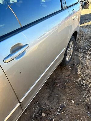 Medidor de flujo de aire de inyección de combustible usado se adapta a: Toyota Sienna 2005 grado A Foto 1 de 4